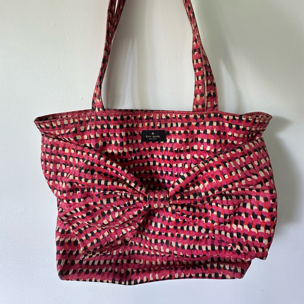 Kate Spade Stylish Red Patterned Tote Bag. Used.